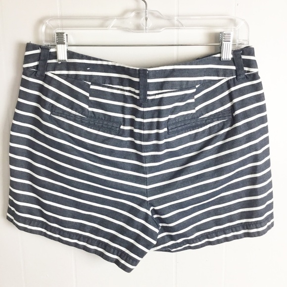 Loft Striped Size 8 4 Inch Shorts Summer Size Dark Gray  & White - Picture 2 of 4